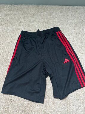 NWT Men's Train Essentials Piqué 3-Stripes Training Shorts - Size Small